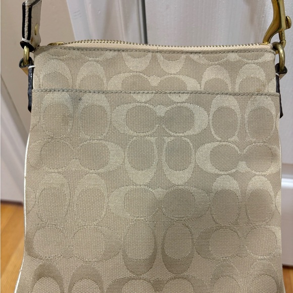 Coach crossbody purse - Picture 5 of 5